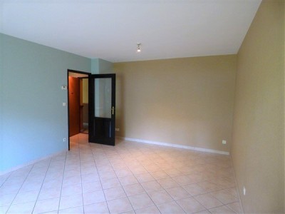STUDIO A LOUER - DIVONNE LES BAINS - 34,86 m2 - 990 € charges comprises par mois