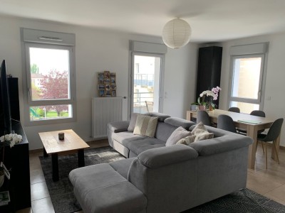 APPARTEMENT T4 A VENDRE - GEX - 81,2 m2 - 350 000 €