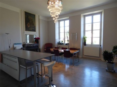 APARTMENT 3 ROOMS TO RENT - DIVONNE LES BAINS - 76.71 m2 - 2050€ including tenant fees