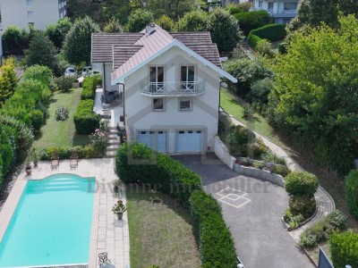 VILLA TO RENT - DIVONNE LES BAINS - 195 m2 - 4750€ including tenant fees
