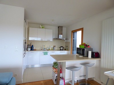 APPARTEMENT T3 A LOUER - DIVONNE LES BAINS - 80.36 m2 - 2165 € charges comprises par mois