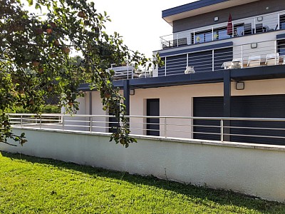 APPARTEMENT T3 A LOUER - DIVONNE LES BAINS - 74.45 m2 - 1980€ charges comprises par mois