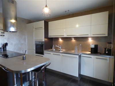 APPARTEMENT T3 Meubl A LOUER - DIVONNE LES BAINS - 62,22 m2 - 1577 € charges comprises par mois