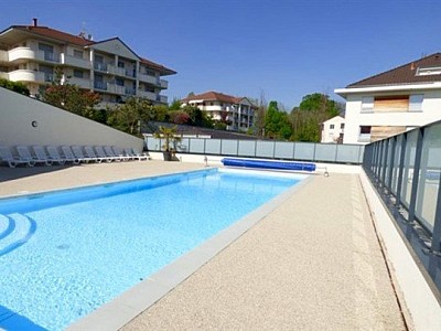 APARTMENT 3 ROOMS TO RENT - DIVONNE LES BAINS - 70.8 m2 - 2 250 &euro; including tenant fees