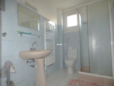 INVESTMENT BUILDING FOR SALE - CESSY - 235 m2 - 877450€