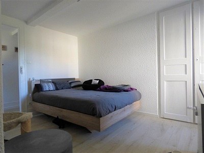 HOUSE TO RENT - DIVONNE LES BAINS - 95,73 m2 - 2�0 € including tenant fees