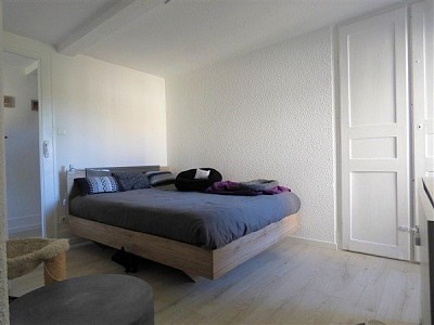 HOUSE TO RENT - DIVONNE LES BAINS - 95,73 m2 - 2580 € including tenant fees