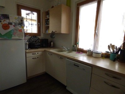 HOUSE TO RENT - GEX - 152.91 m2 - 2930 € including tenant fees