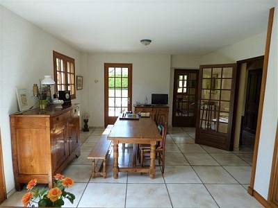 Maison Individuelle A VENDRE - DIVONNE LES BAINS - 150 m2 - 1099000 €