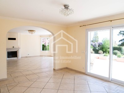 HOUSE FOR SALE - DIVONNE LES BAINS - 250 m2 - 2150000 €