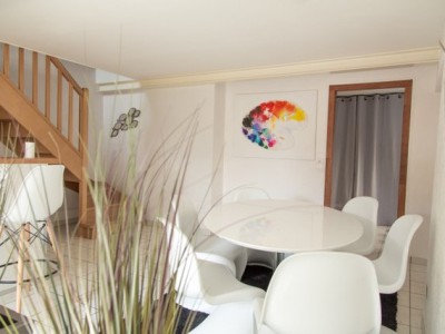 HOUSE FOR SALE - DIVONNE LES BAINS - 129.4 m2 - 690000€
