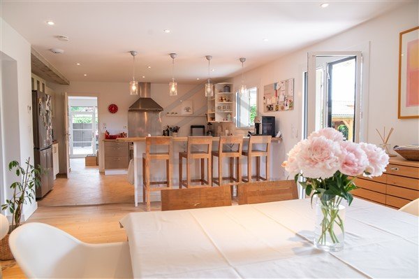 HOUSE - VERSONNEX - 195.45 m2 - SOLD