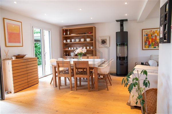 HOUSE - VERSONNEX - 195.45 m2 - SOLD
