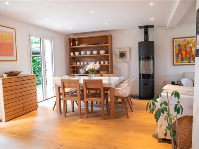 MAISON - VERSONNEX - 195.45 m2 - VENDU