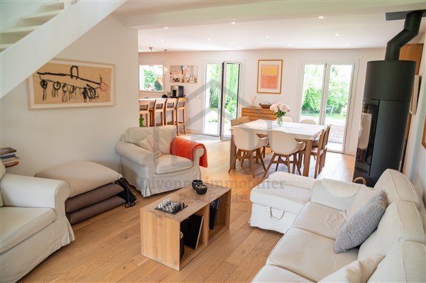 HOUSE - VERSONNEX - 195.45 m2 - SOLD