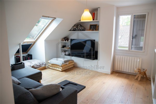 HOUSE - VERSONNEX - 195.45 m2 - SOLD