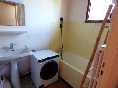 STUDIO TO RENT - SEGNY - 34.19 m2 - 850€ including tenant fees
