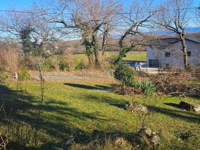 LAND FOR SALE - GRILLY - 1000 m2 - 545 000 €