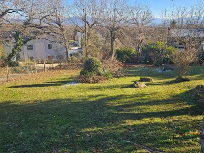 LAND FOR SALE - GRILLY - 1000 m2 - 545 000 €