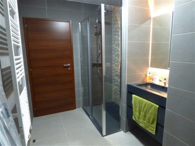 APPARTEMENT T2 A LOUER - DIVONNE LES BAINS - 41.5 m2 - 1800 € charges comprises par mois