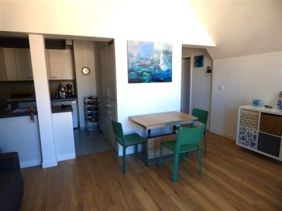 Type 2 meubl A LOUER - DIVONNE LES BAINS - 49.85 m2 - 1350€ charges comprises par mois