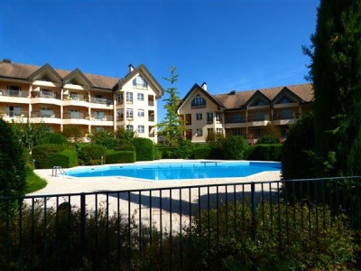Type 2 meubl A LOUER - DIVONNE LES BAINS - 49.85 m2 - 1350€ charges comprises par mois