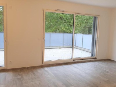 APPARTEMENT T2 A LOUER - DIVONNE LES BAINS - 45 m2 - 1�390�&euro; charges comprises par mois