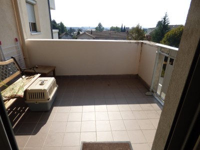 APPARTEMENT T2 A LOUER - DIVONNE LES BAINS - 64.72 m2 - 1 550 € charges comprises par mois