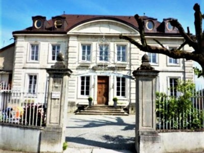 APPARTEMENT T2 A LOUER - DIVONNE LES BAINS - 76.81 m2 - 1780€ charges comprises par mois