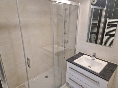 APARTMENT 2 ROOMS TO RENT - FERNEY VOLTAIRE - 43.7 m2 - 1180€ including tenant fees