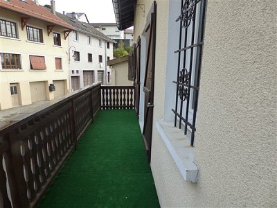 APARTMENT 2 ROOMS TO RENT - GEX - 64,02 m2 - 950 € including tenant fees