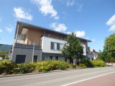 APPARTEMENT T3 A LOUER - DIVONNE LES BAINS - 68.59 m2 - 1 990 € charges comprises par mois