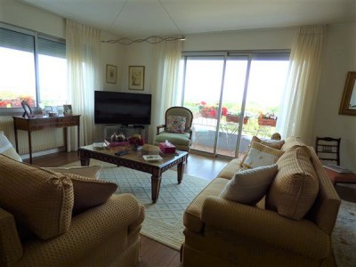 T3 Meubl A LOUER - DIVONNE LES BAINS - 91.08 m2 - 2200 € charges comprises par mois