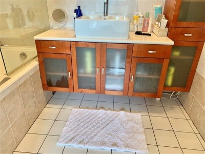 T3 Meubl A LOUER - DIVONNE LES BAINS - 91.08 m2 - 2200 € charges comprises par mois