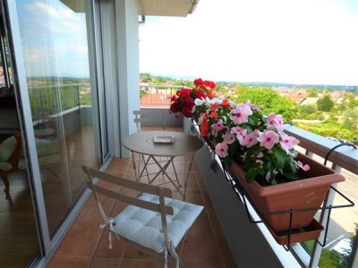 T3 Meubl A LOUER - DIVONNE LES BAINS - 91.08 m2 - 2200 € charges comprises par mois