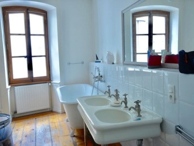 APPARTEMENT T4 - GEX - 115 m2 - LOUÉ