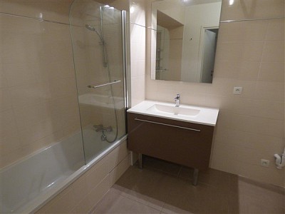 APARTMENT 3 ROOMS FOR SALE - DIVONNE LES BAINS - 69 m2 - 459000 €