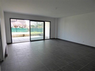 APARTMENT 3 ROOMS FOR SALE - DIVONNE LES BAINS - 72 m2 - 500000 €