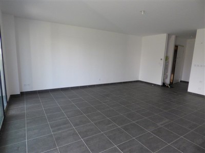 APPARTEMENT T3 - DIVONNE LES BAINS - 72.17 m2 - VENDU