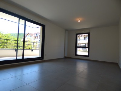 APPARTEMENT T3 A VENDRE - DIVONNE LES BAINS - 63.78 m2 - 495000 €