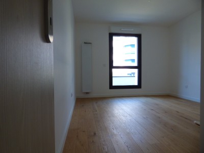 APPARTEMENT T3 A VENDRE - DIVONNE LES BAINS - 63.78 m2 - 495000 €