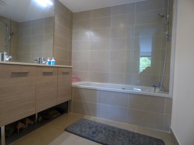 APPARTEMENT T3 A VENDRE - DIVONNE LES BAINS - 63.78 m2 - 495000 €