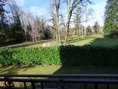 APARTMENT 4 ROOMS TO RENT - DIVONNE LES BAINS - 113,52 m2 - 2900 € including tenant fees