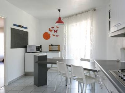 APPARTEMENT T4 - DIVONNE LES BAINS - 141,08 m2 - LOUÉ