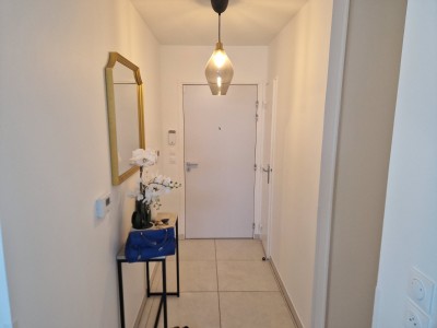 APPARTEMENT T4 A LOUER - DIVONNE LES BAINS - 103 m2 - 2400€ charges comprises par mois