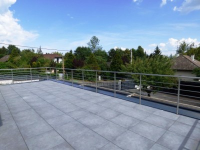 APPARTEMENT T4 A LOUER - DIVONNE LES BAINS - 102.09 m2 - 2 650 € charges comprises par mois