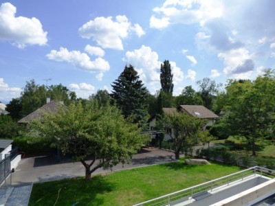 APPARTEMENT T4 A LOUER - DIVONNE LES BAINS - 102.09 m2 - 2 650 € charges comprises par mois