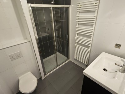 APPARTEMENT T4 A LOUER - DIVONNE LES BAINS - 97.12 m2 - 2 900 € charges comprises par mois