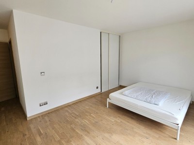 APPARTEMENT T4 A LOUER - DIVONNE LES BAINS - 97.12 m2 - 2 900 € charges comprises par mois