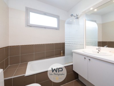 APPARTEMENT T4 A VENDRE - CESSY - 91.91 m2 - 490 000 &euro;